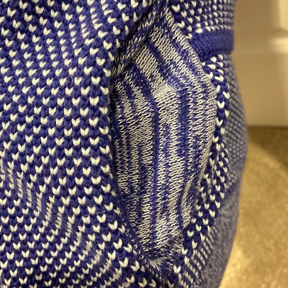 Ivivva Blue & Light Blue Asymmetrical Knit Sweater - Picture 7 of 8
